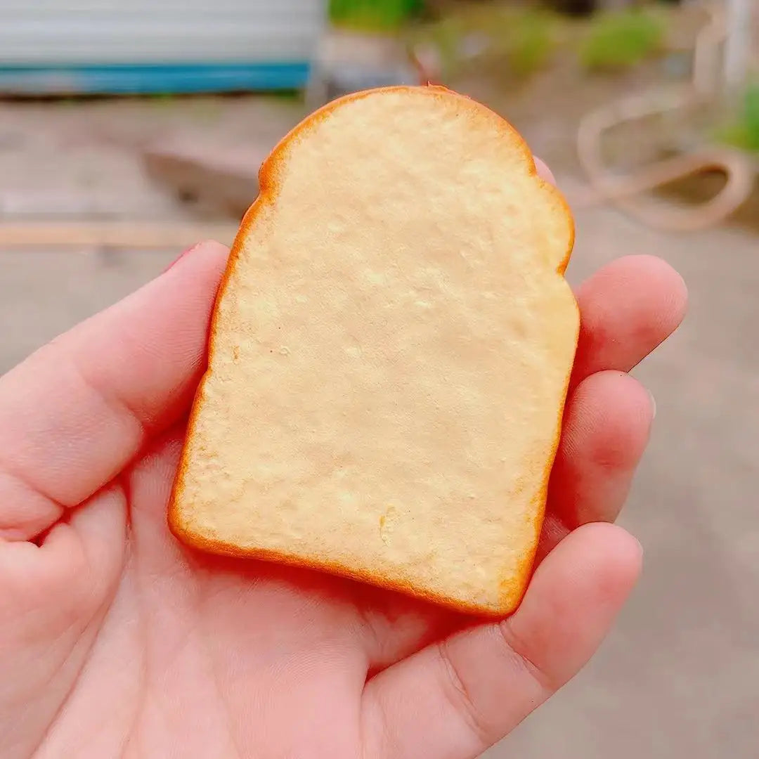 Slow-Rise Bread Squishy Stress Relief Toy - 8